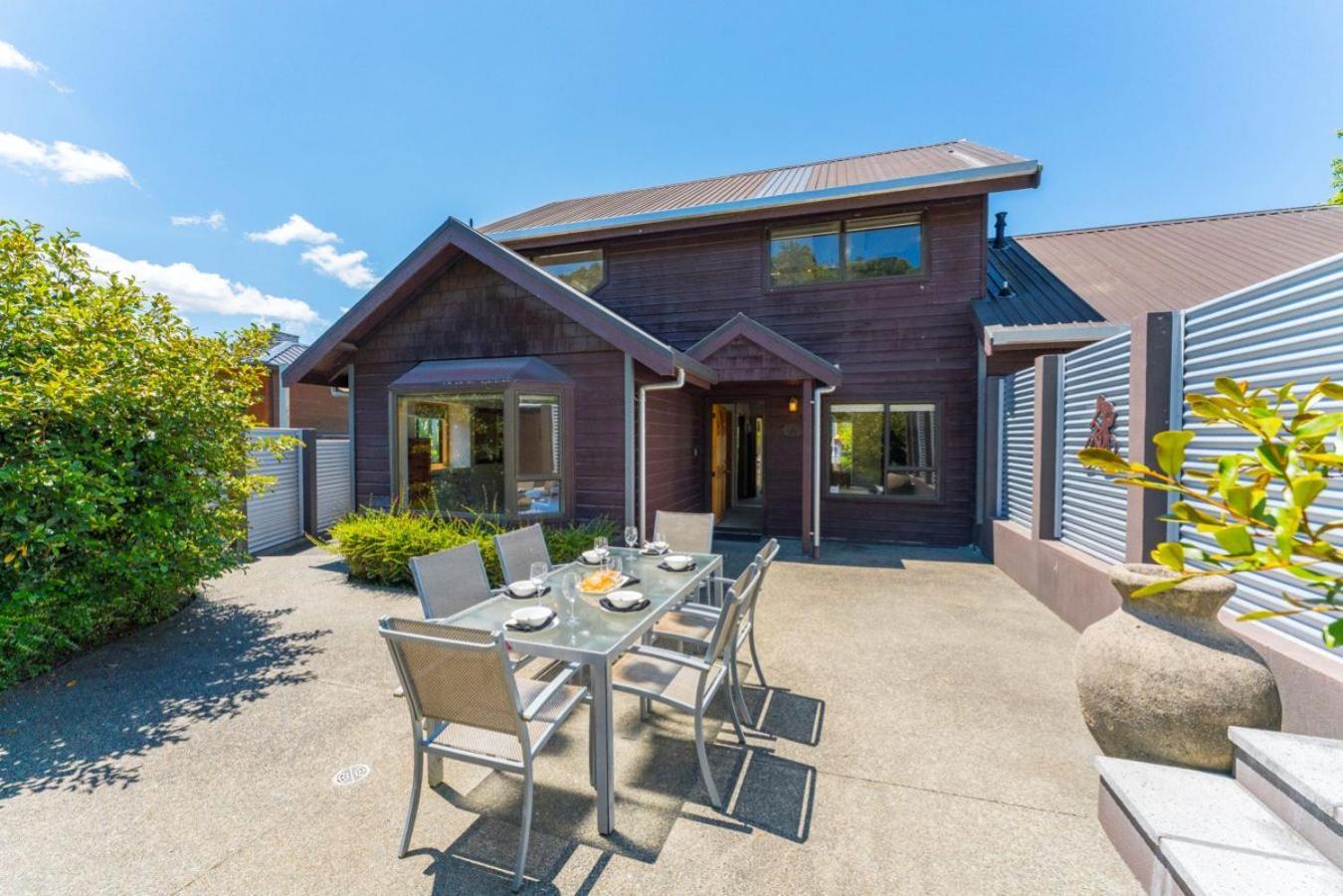 Acacia Sunrise - Taupo Villa Dış mekan fotoğraf